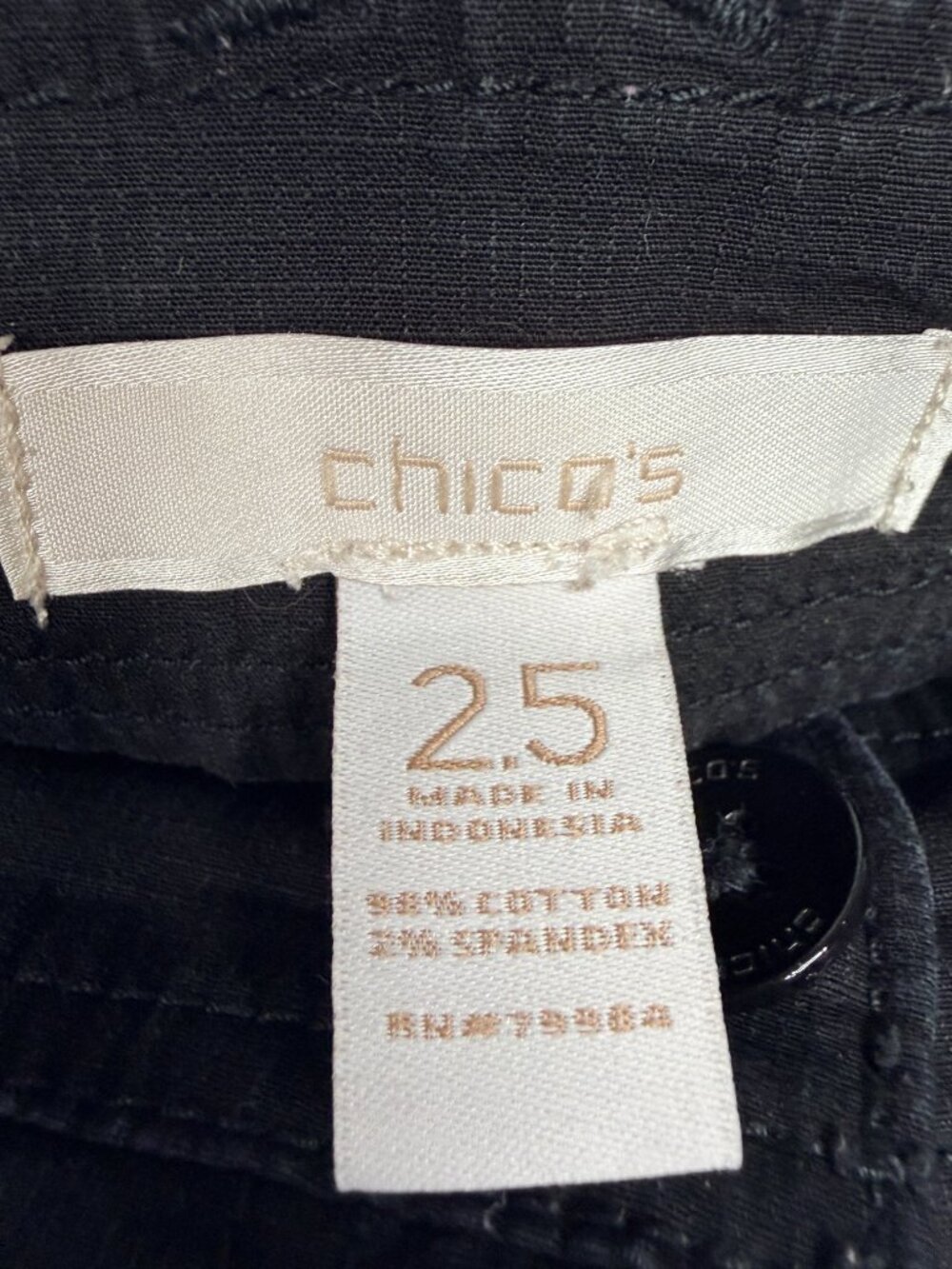 2/$30 Chico's Button-Tab Cuff Utility Bermuda Short High Rise Charcoal 14 #A5085 - Picture 5 of 8